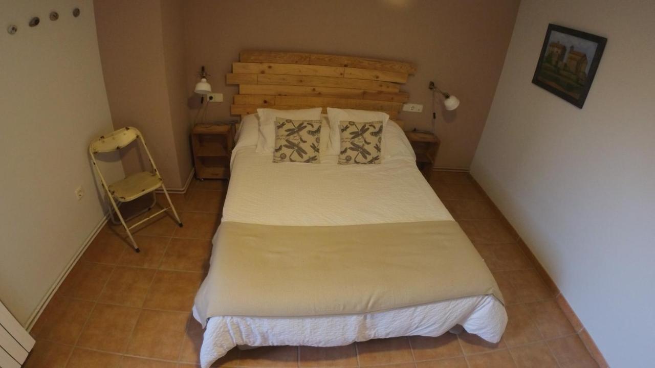 Castell De Ceuro. Hotel Rural Ogern Bagian luar foto