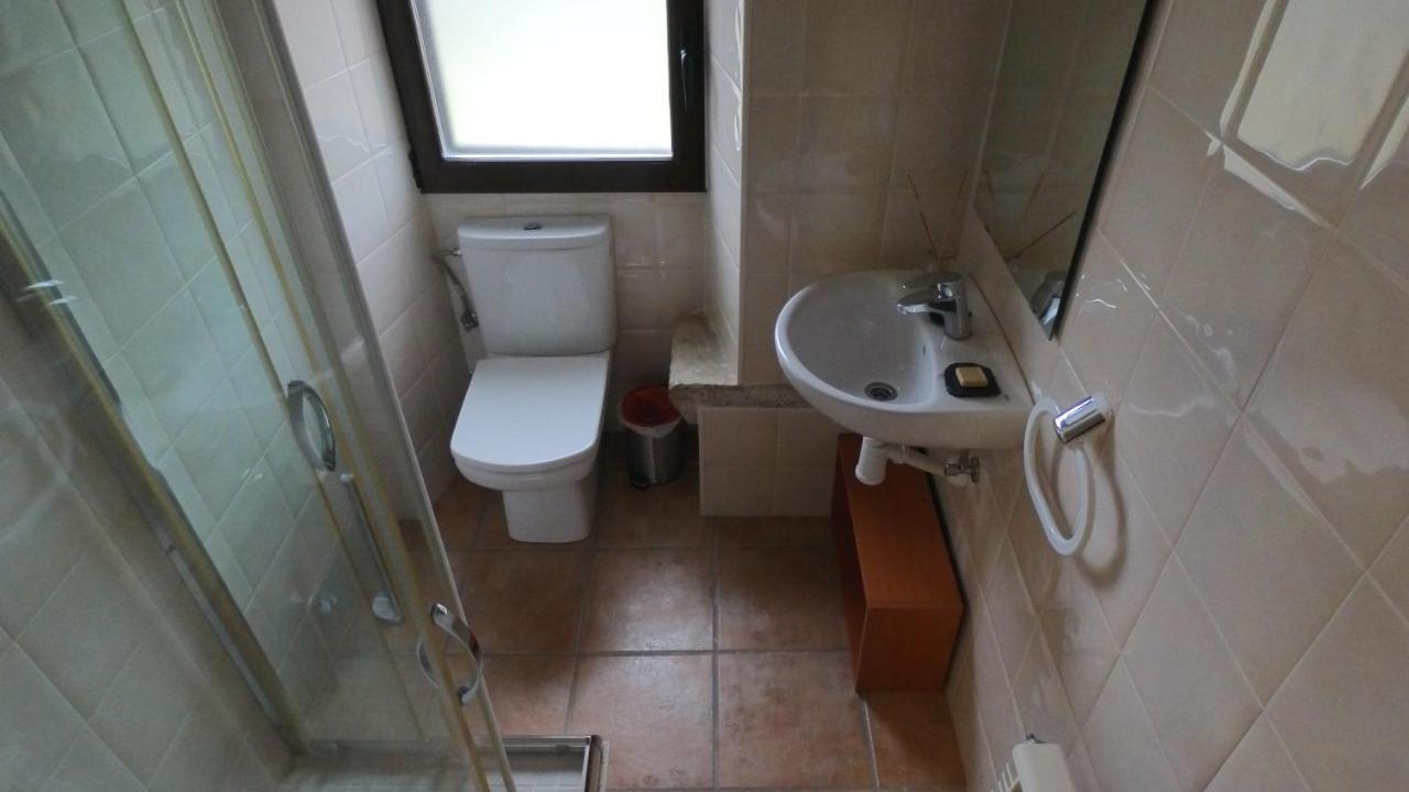 Castell De Ceuro. Hotel Rural Ogern Bagian luar foto