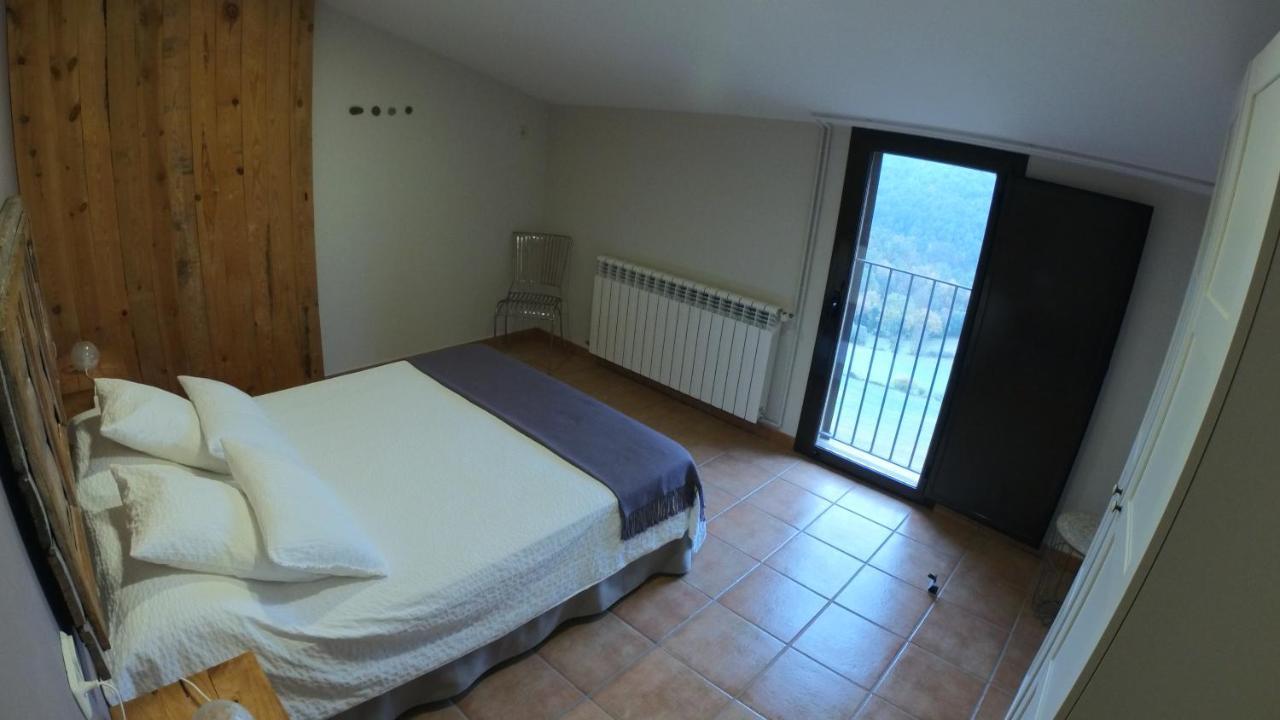 Castell De Ceuro. Hotel Rural Ogern Bagian luar foto