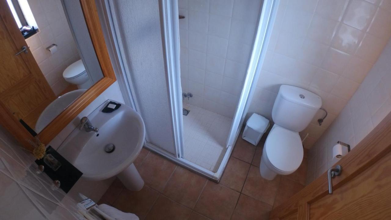 Castell De Ceuro. Hotel Rural Ogern Bagian luar foto