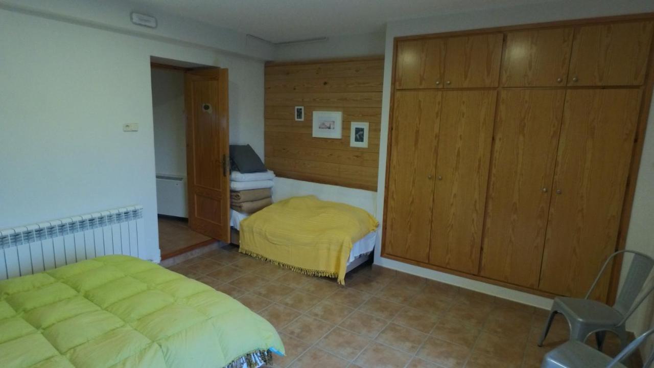 Castell De Ceuro. Hotel Rural Ogern Bagian luar foto
